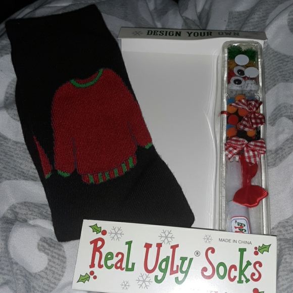 Real ugly sox - Picture 3 of 5